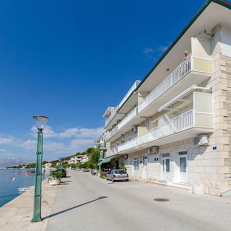 Apartment Mery Povlja  Exterior photo